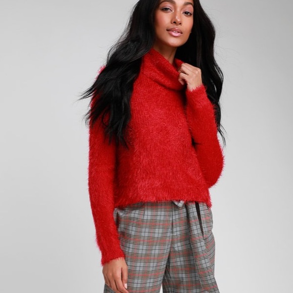 Lulu’s Red Eyelash Cropped Sweater - Picture 1 of 7